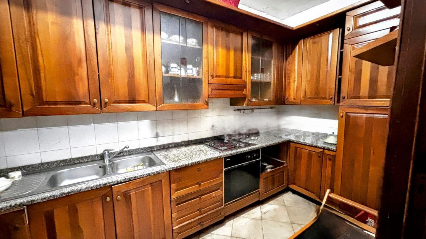 Immagine 12 di Villa in vendita  a Cascina