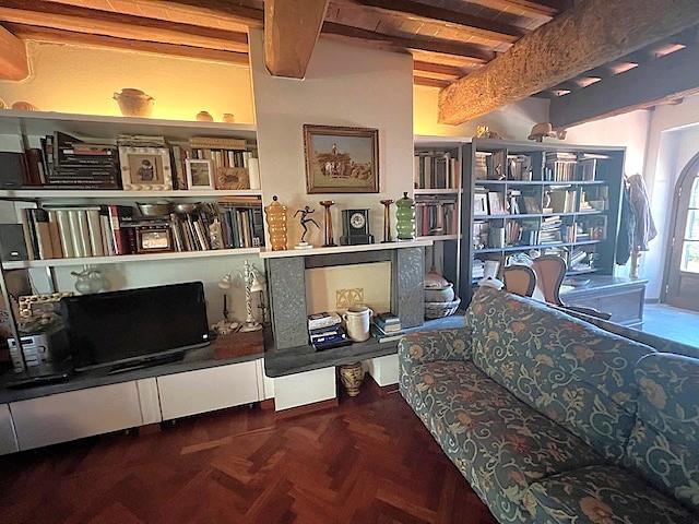 Immagine 6 di Rustico / casale in vendita  a Cascina