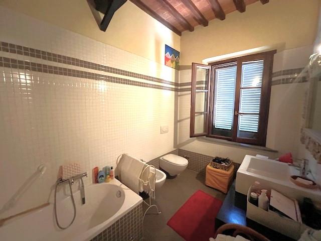 Immagine 16 di Rustico / casale in vendita  a Cascina