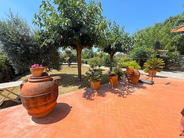 Immagine 2 di Rustico / casale in vendita  a Cascina