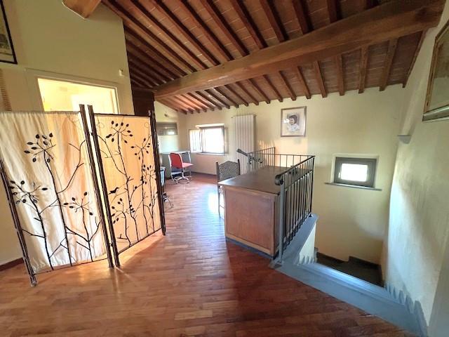 Immagine 19 di Rustico / casale in vendita  a Cascina