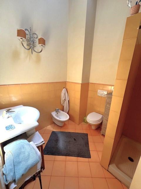 Immagine 22 di Rustico / casale in vendita  a Cascina