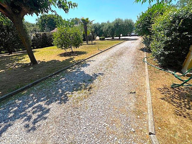 Immagine 3 di Rustico / casale in vendita  a Cascina