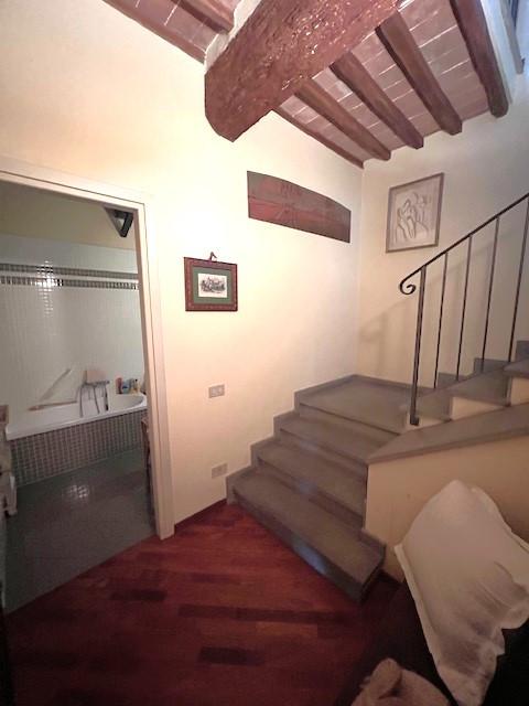 Immagine 17 di Rustico / casale in vendita  a Cascina