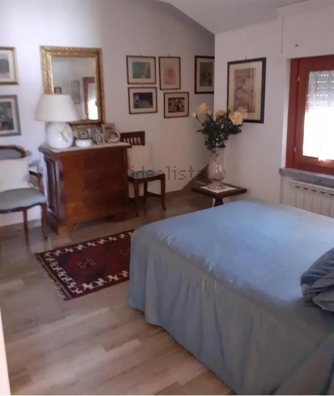 Immagine 17 di Appartamento in vendita  a Carrara