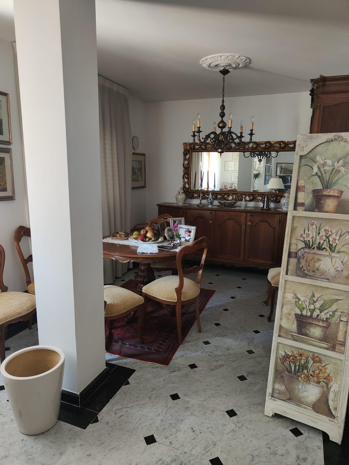 Immagine 4 di Appartamento in vendita  a Carrara