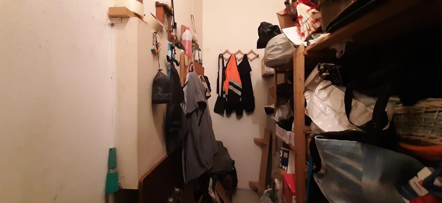 Immagine 12 di Appartamento in vendita  a Cecina