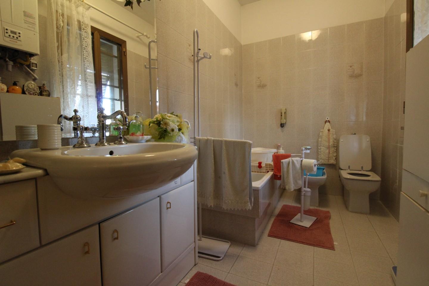 Immagine 11 di Porzione di casa in vendita  a Casciana Terme Lari