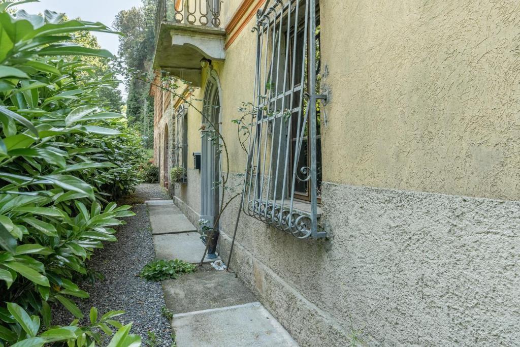 Immagine 13 di Villa in vendita  a Borgo A Mozzano