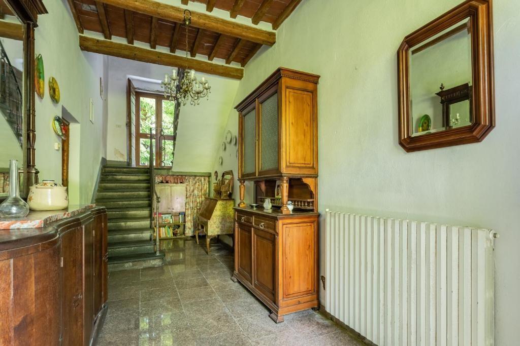 Immagine 20 di Villa in vendita  a Borgo A Mozzano