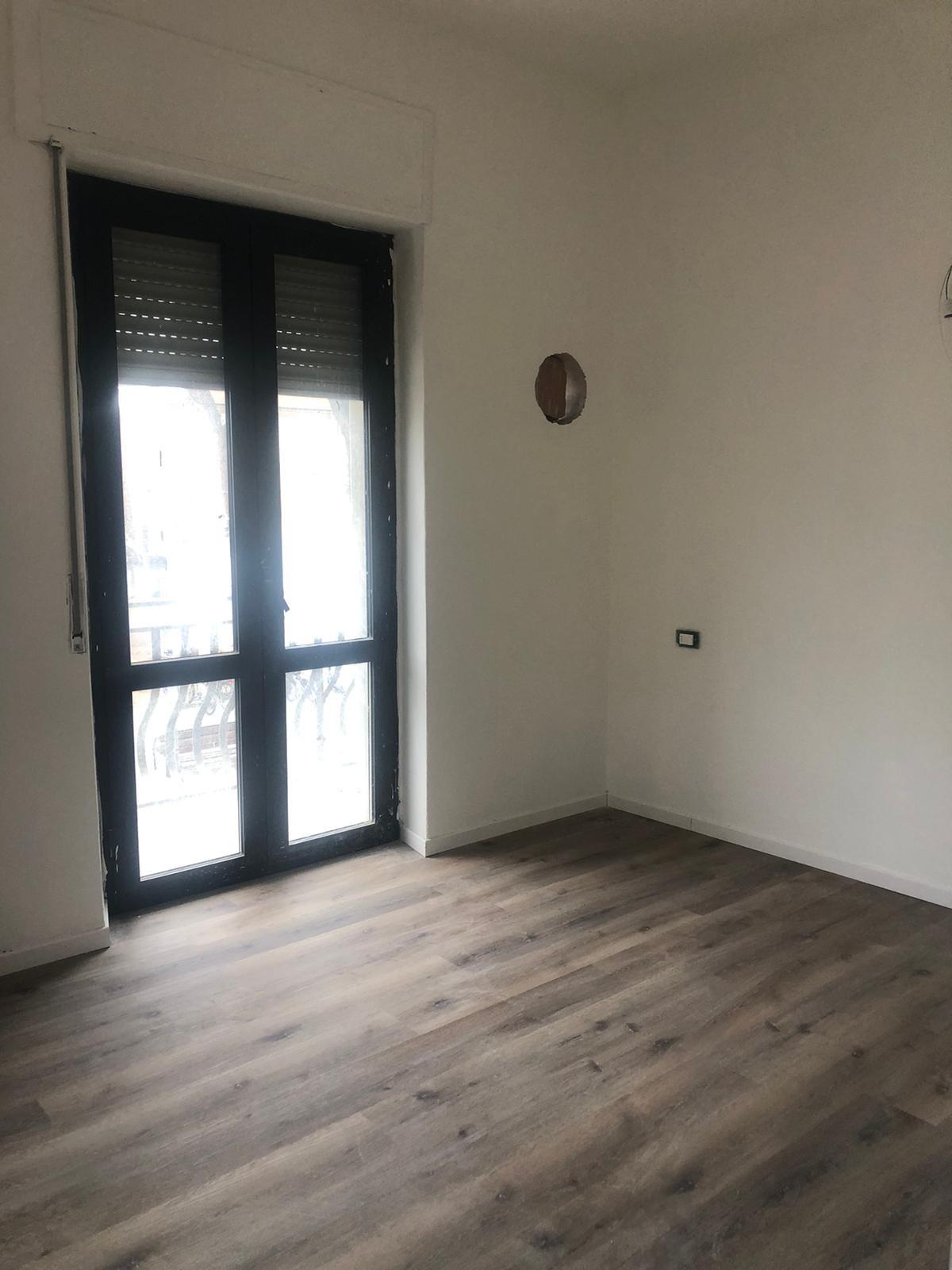 Immagine 2 di Appartamento in vendita  a Viareggio