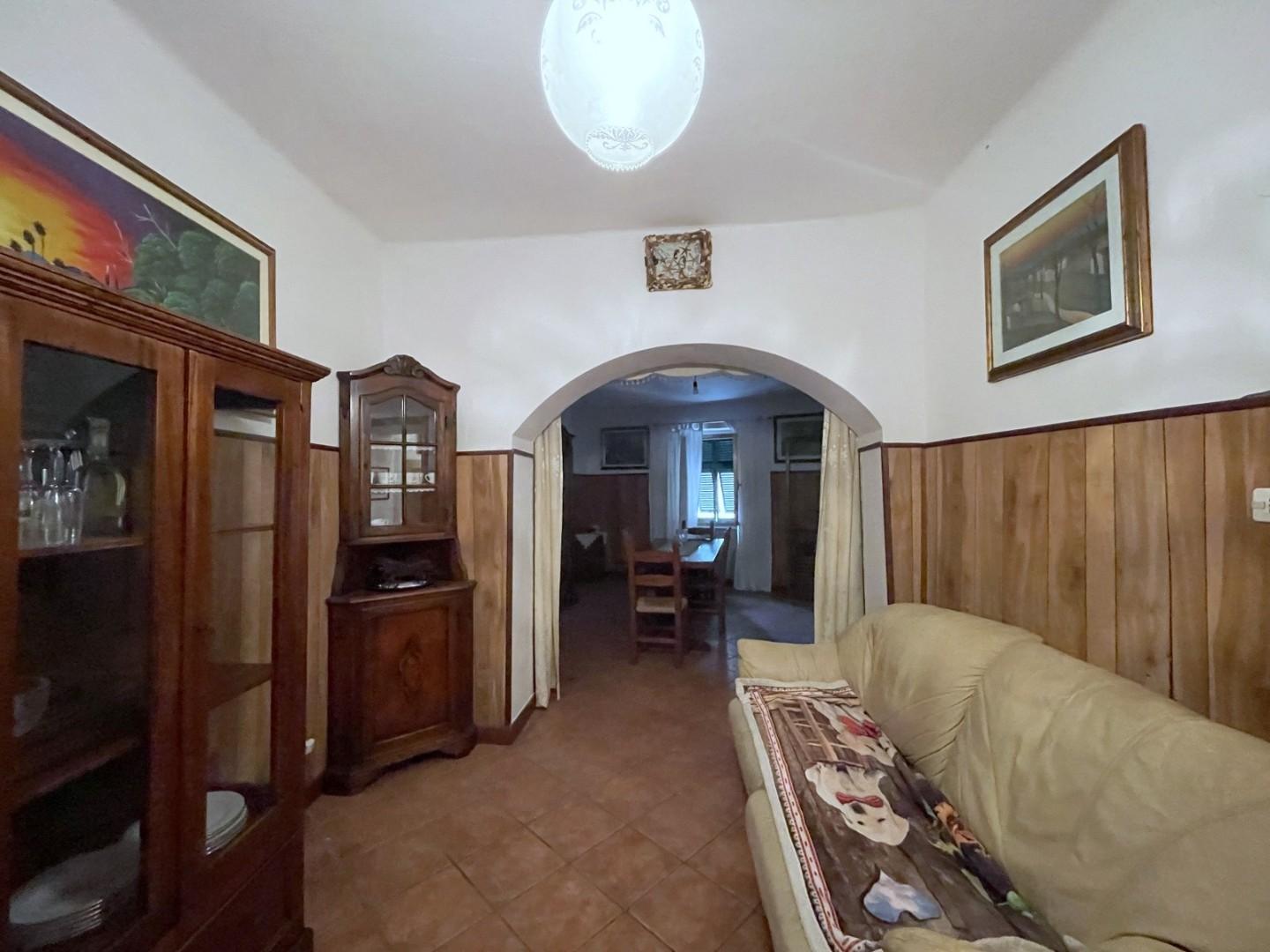 Immagine 9 di Terratetto in vendita  a Montignoso