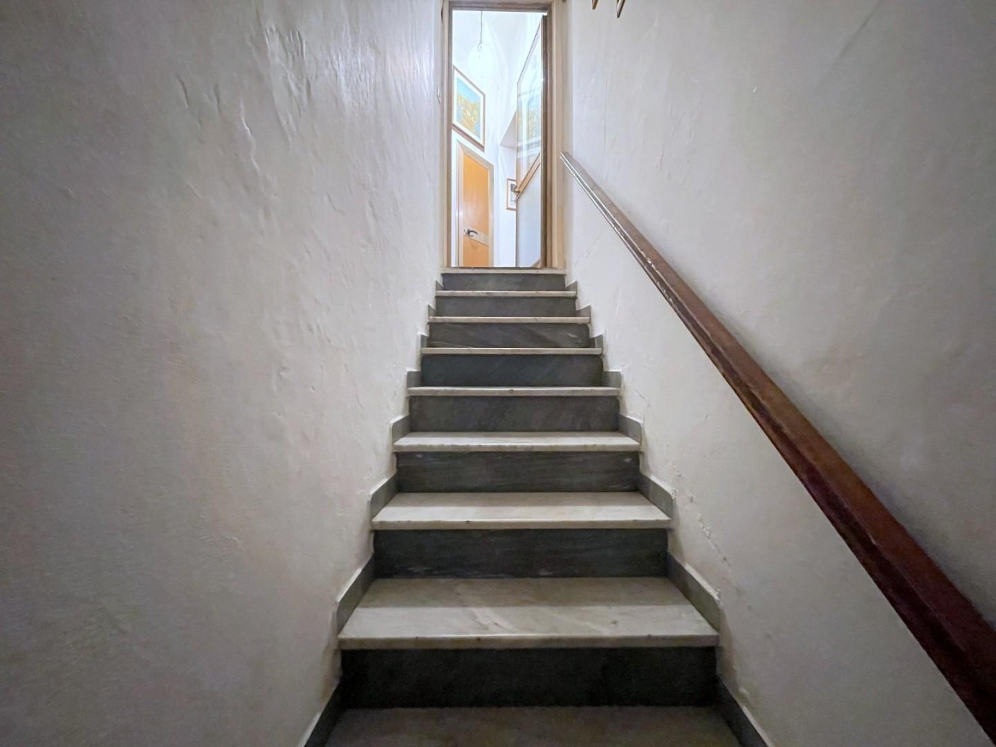 Immagine 2 di Terratetto in vendita  a Montignoso