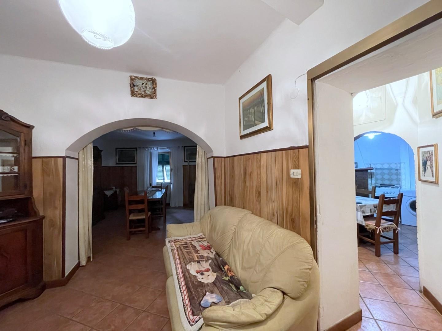 Immagine 8 di Terratetto in vendita  a Montignoso