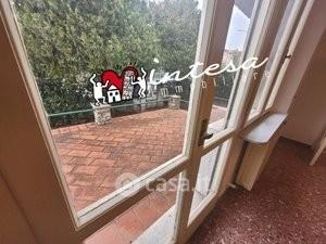 Immagine 31 di Villa in vendita  a Pisa