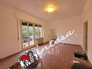 Immagine 10 di Villa in vendita  a Pisa