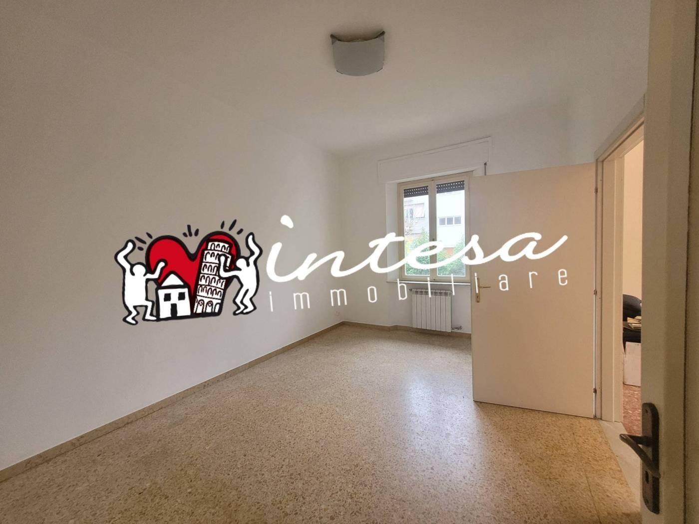 Immagine 14 di Villa in vendita  a Pisa