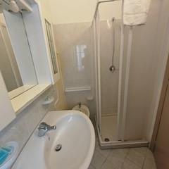 Immagine 34 di Albergo/B&B/Residence in vendita  a Massa