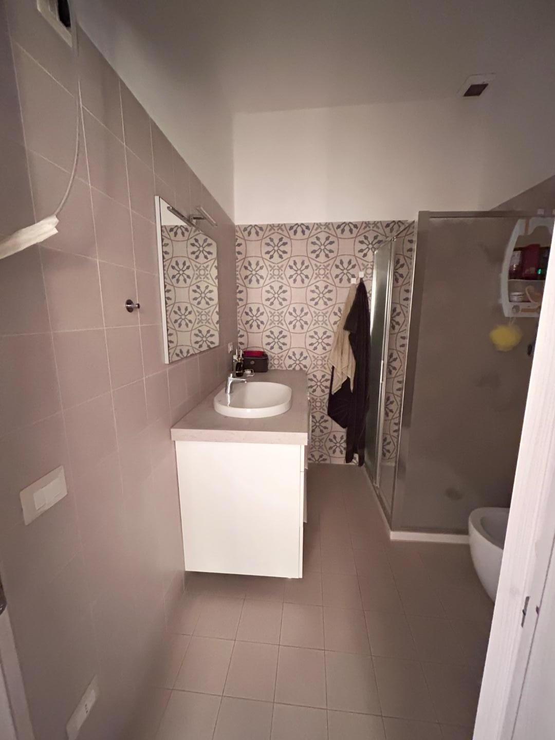 Immagine 13 di Appartamento in affitto  a Pisa