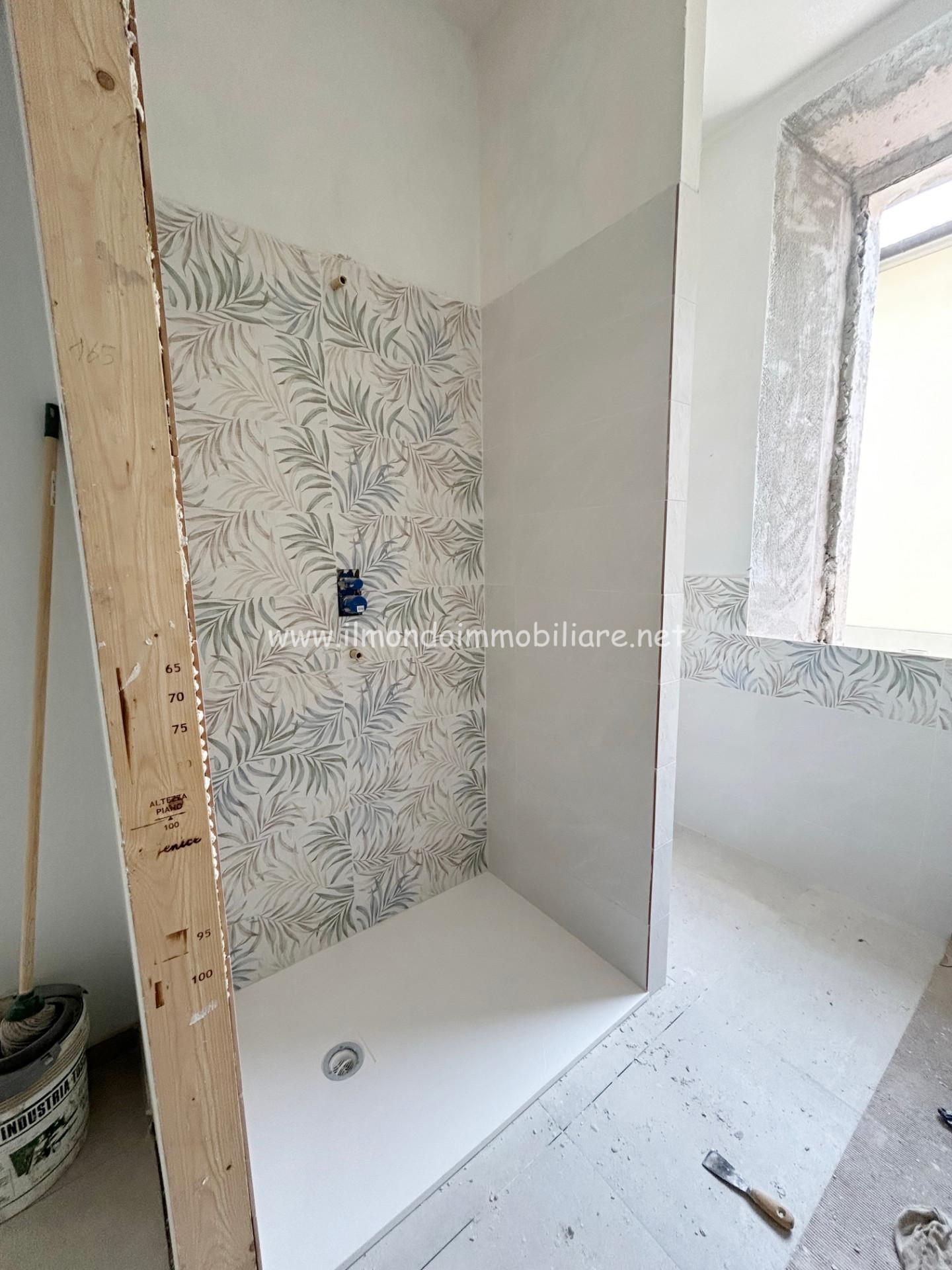 Immagine 8 di Appartamento in vendita  a Rosignano Marittimo