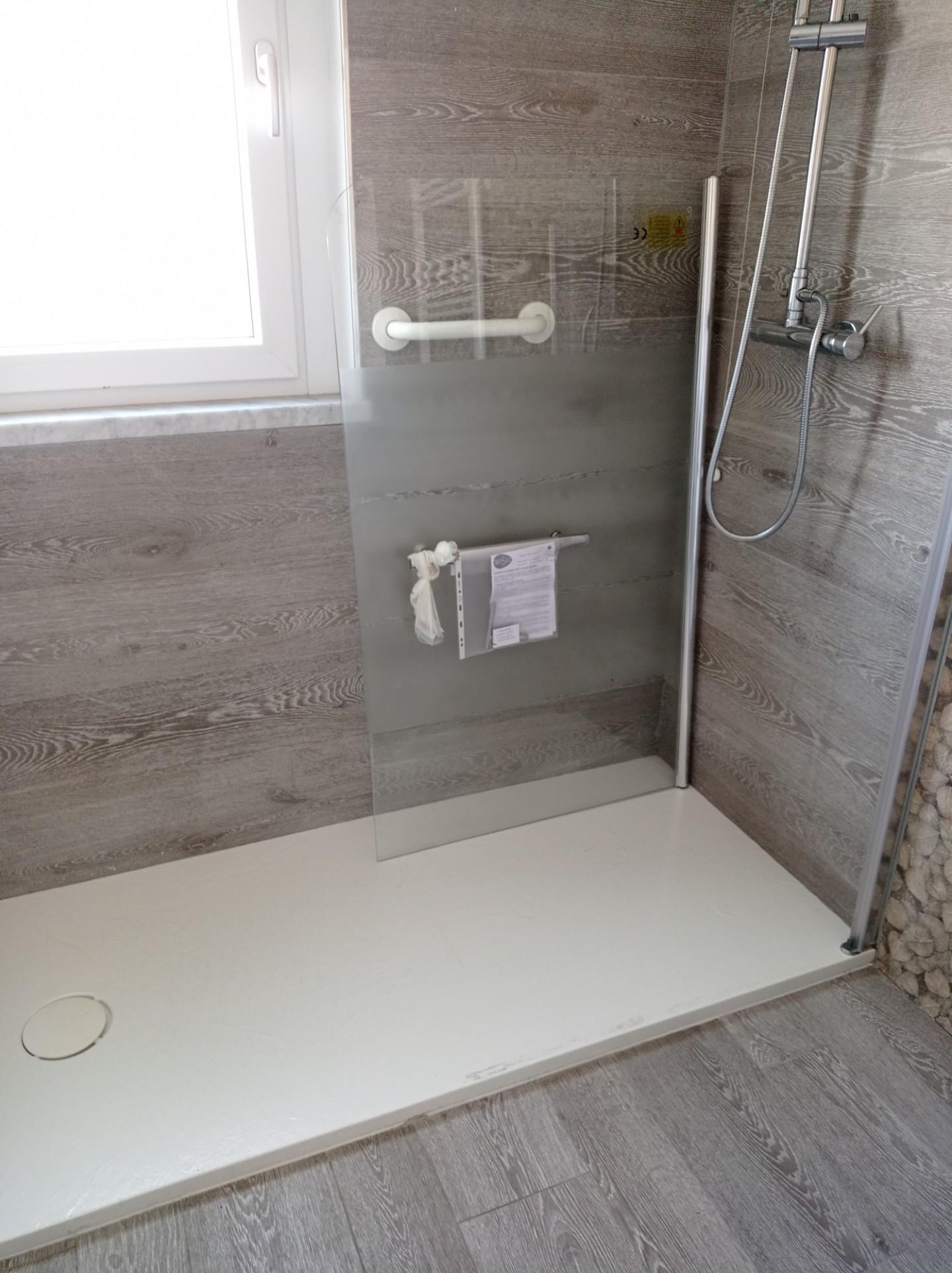 Immagine 11 di Appartamento in vendita  a Massa