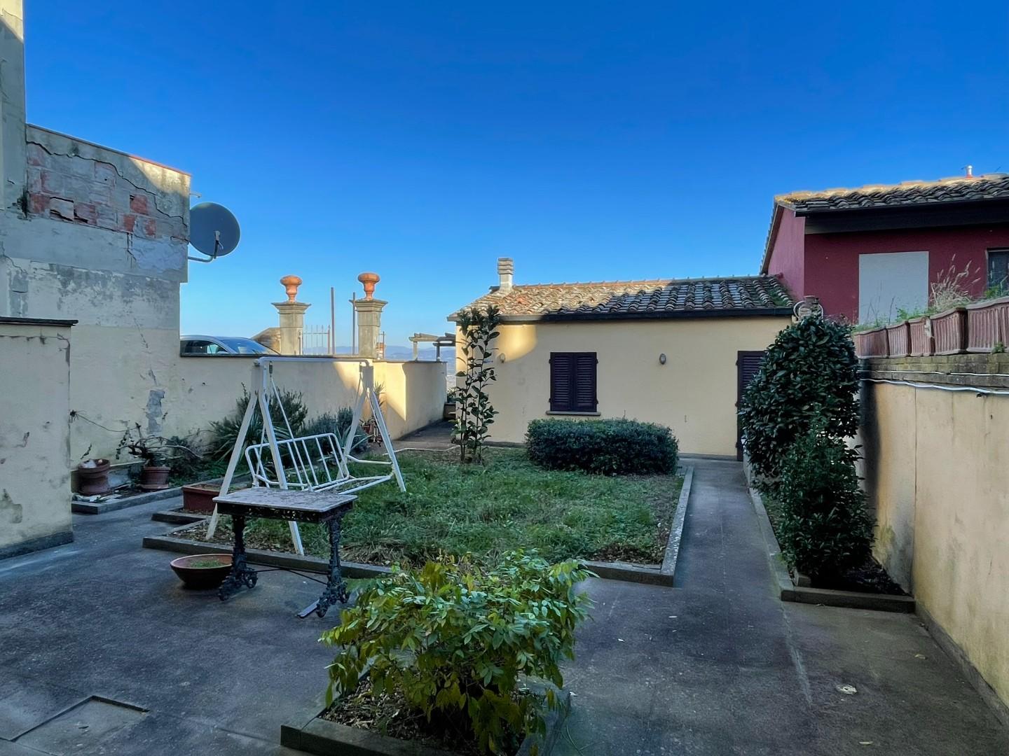 Immagine 17 di Terratetto in vendita  a San Miniato