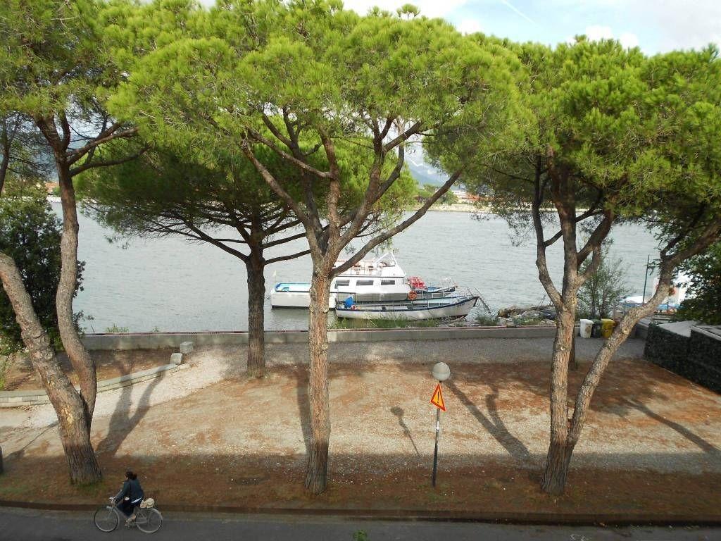 Immagine 20 di Appartamento in vendita  a Ameglia