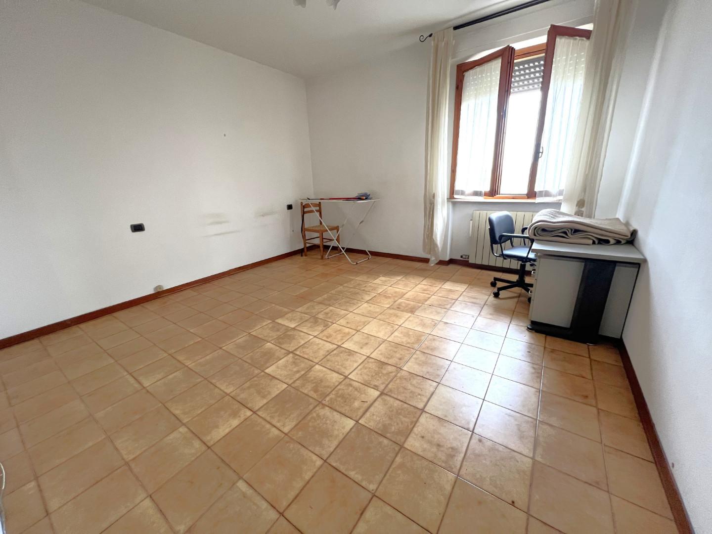 Immagine 17 di Appartamento in vendita  a Cascina