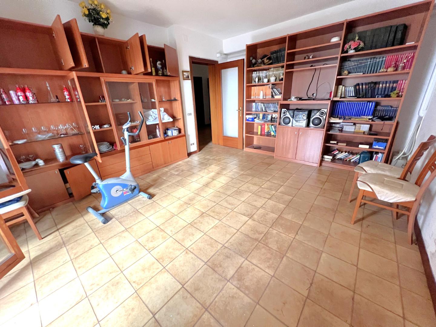 Immagine 5 di Appartamento in vendita  a Cascina