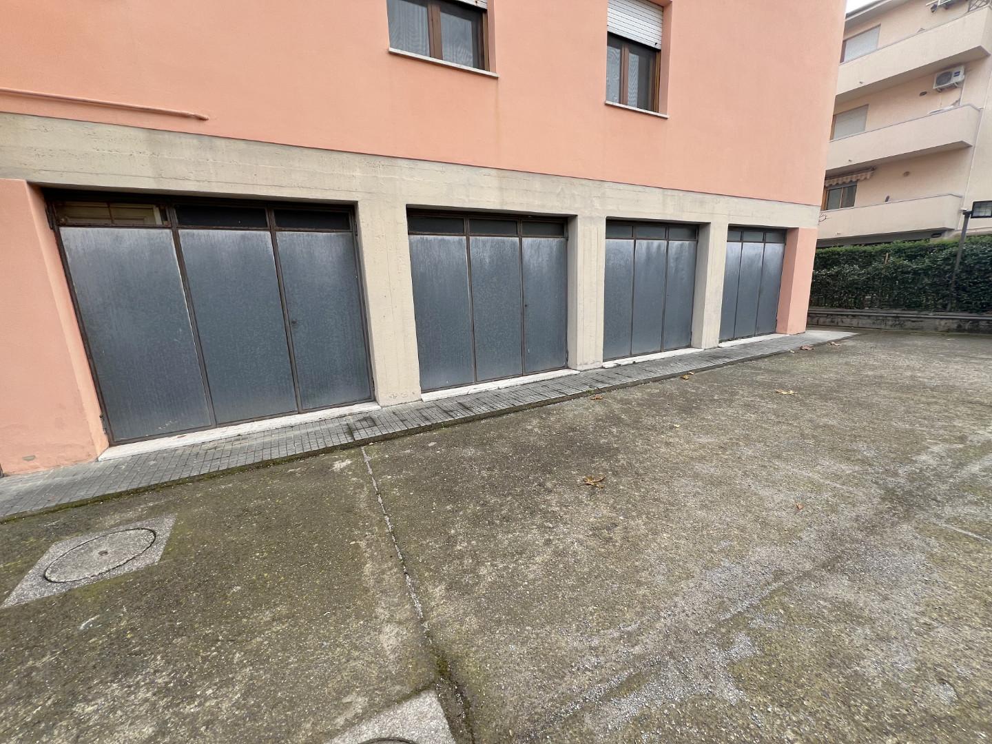 Immagine 20 di Appartamento in vendita  a Cascina