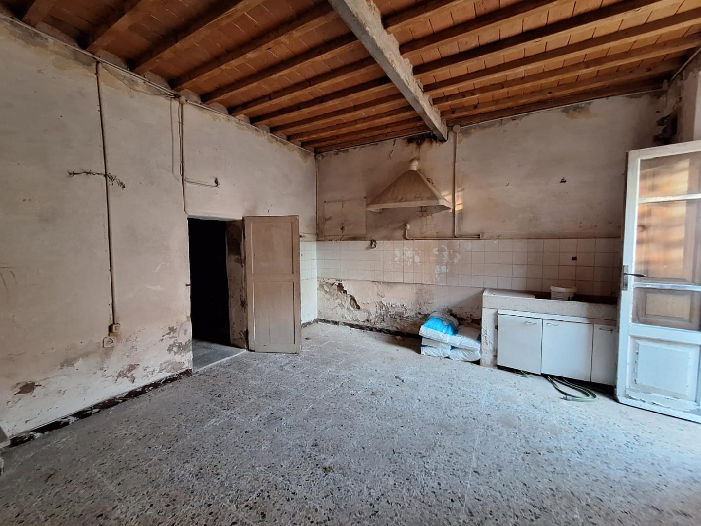 Immagine 29 di Rustico / casale in vendita  a Cascina