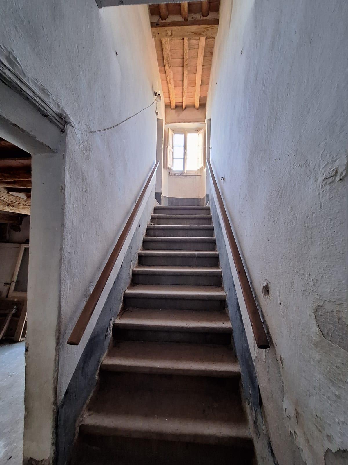 Immagine 15 di Rustico / casale in vendita  a Cascina