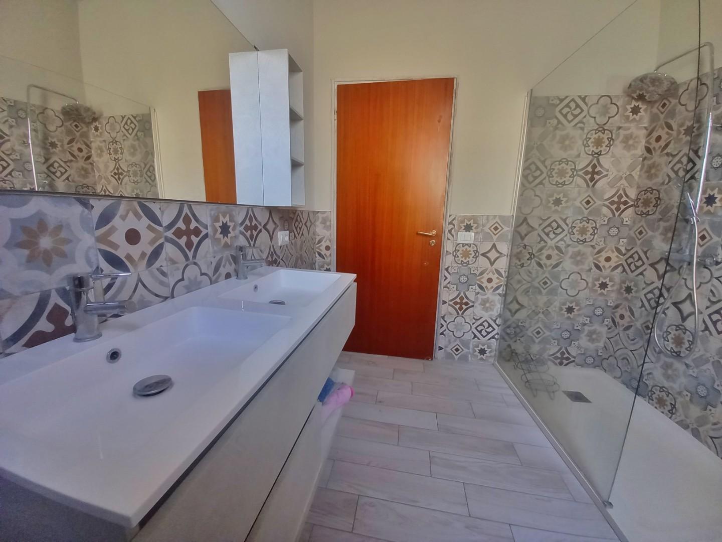 Immagine 23 di Appartamento in vendita  a Castelfiorentino