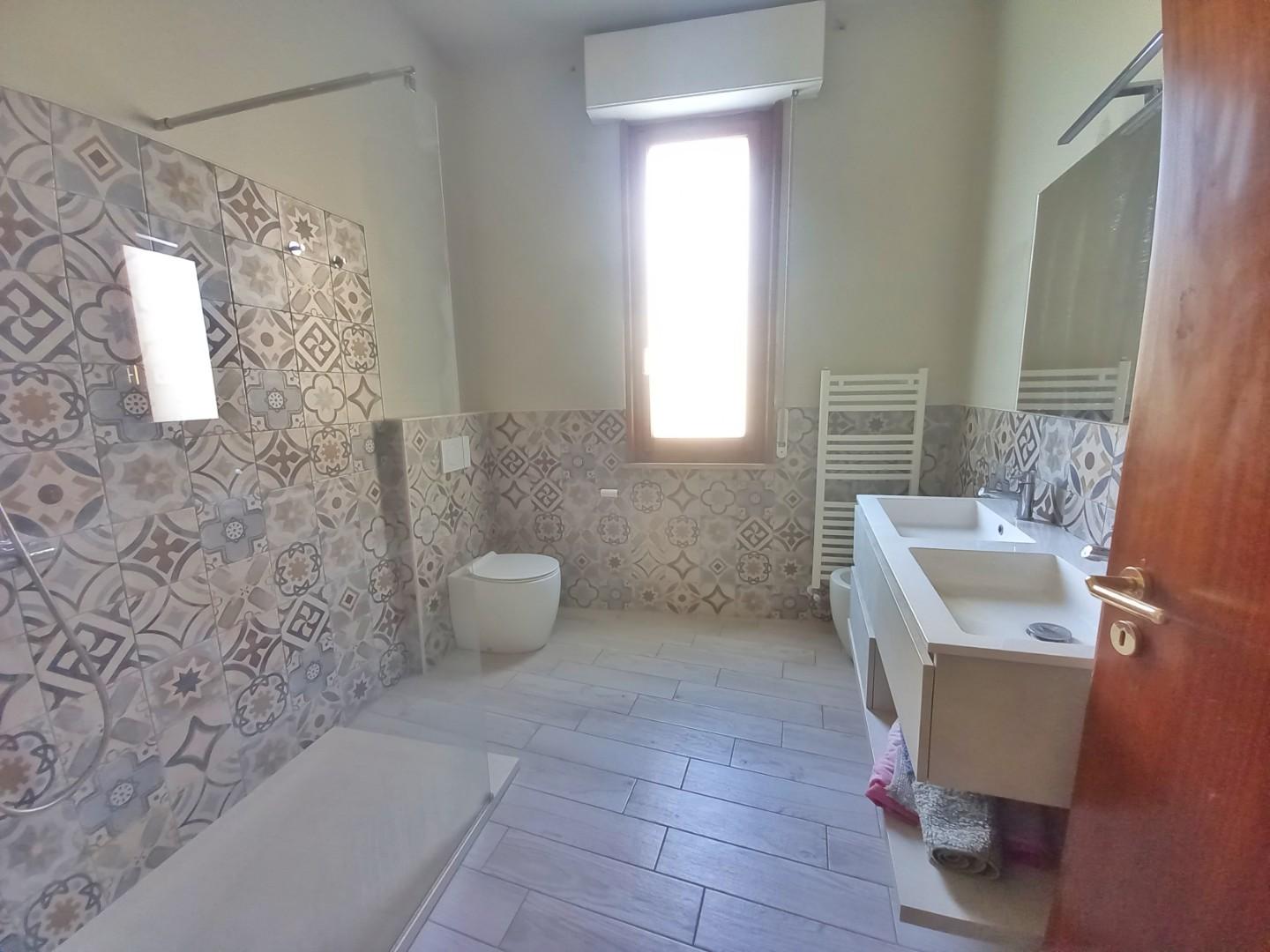 Immagine 21 di Appartamento in vendita  a Castelfiorentino