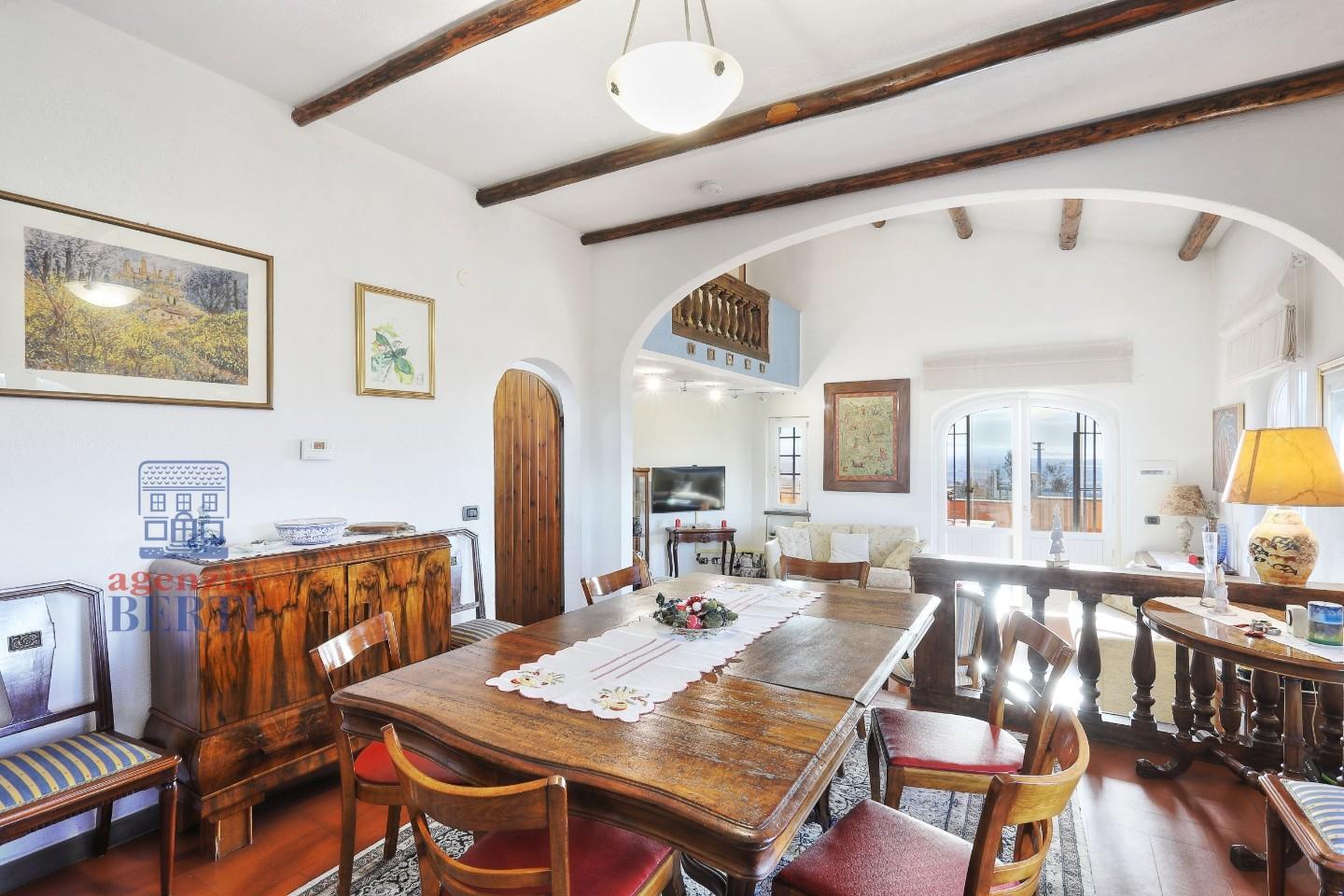 Immagine 11 di Villa in vendita  a Rosignano Marittimo