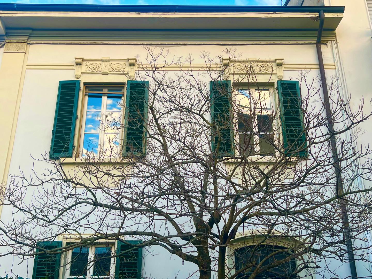 Immagine 1 di Villa in vendita  a Empoli