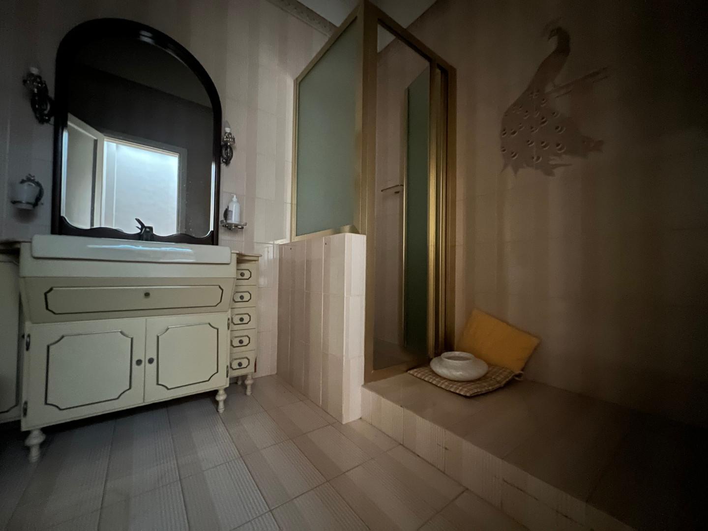 Immagine 16 di Villa in vendita  a Empoli