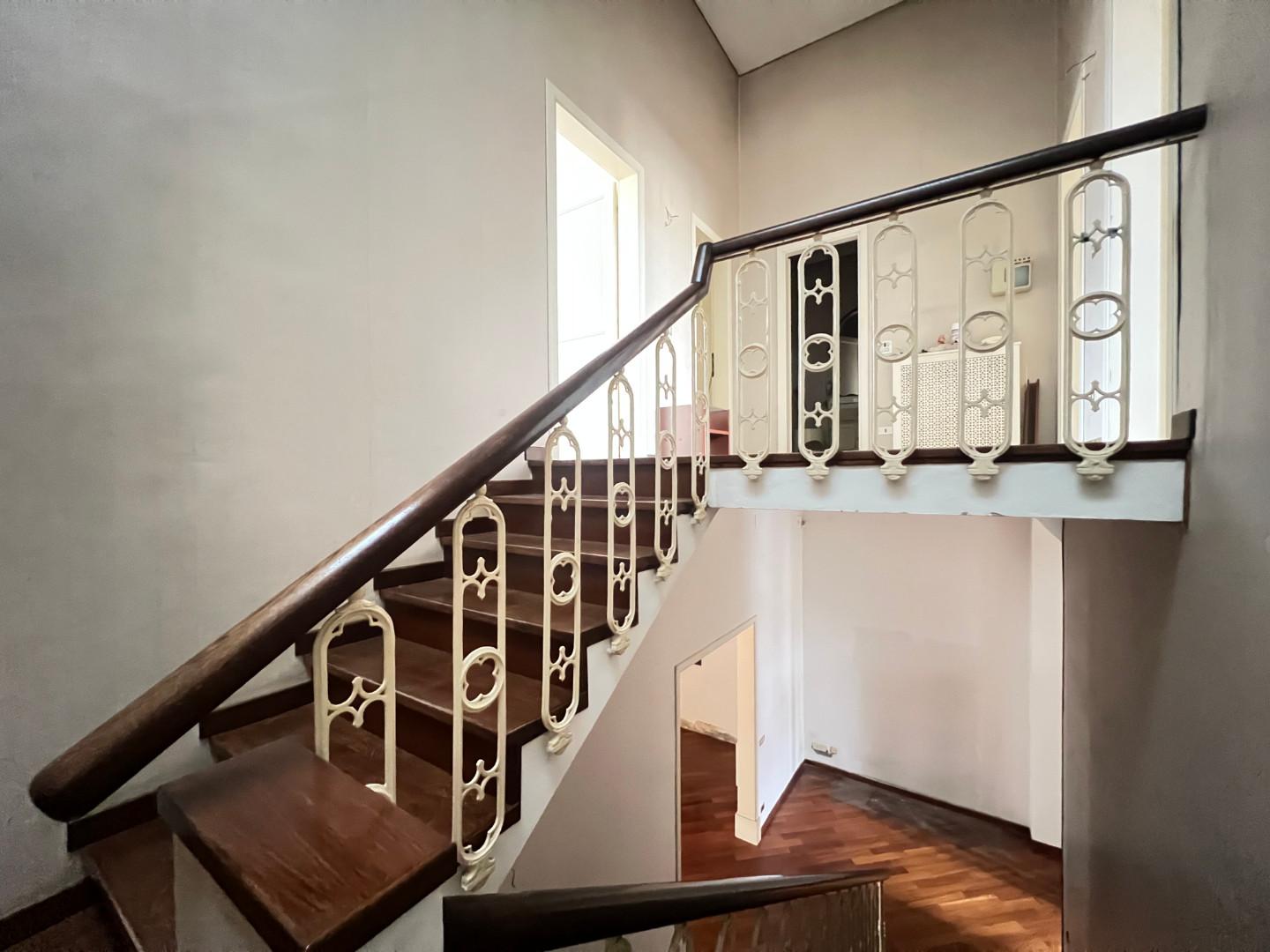 Immagine 6 di Villa in vendita  a Empoli