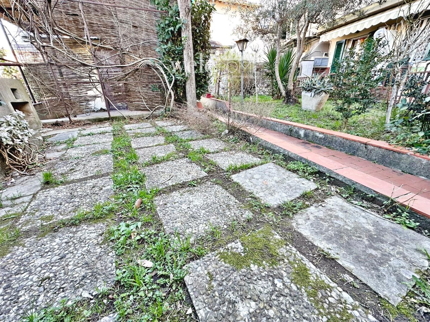 Immagine 22 di Terratetto in vendita  a Firenze