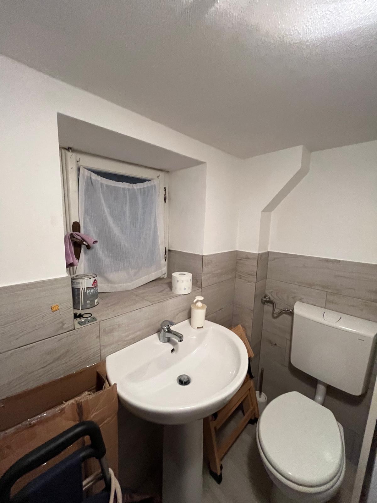 Immagine 19 di Appartamento in vendita  a Ortonovo