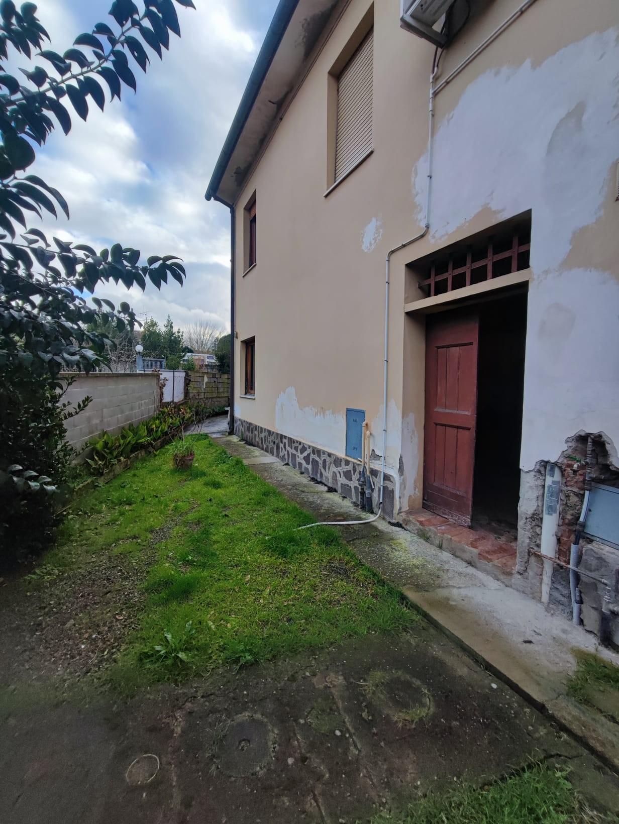 Immagine 4 di Terratetto in vendita  a Capannoli