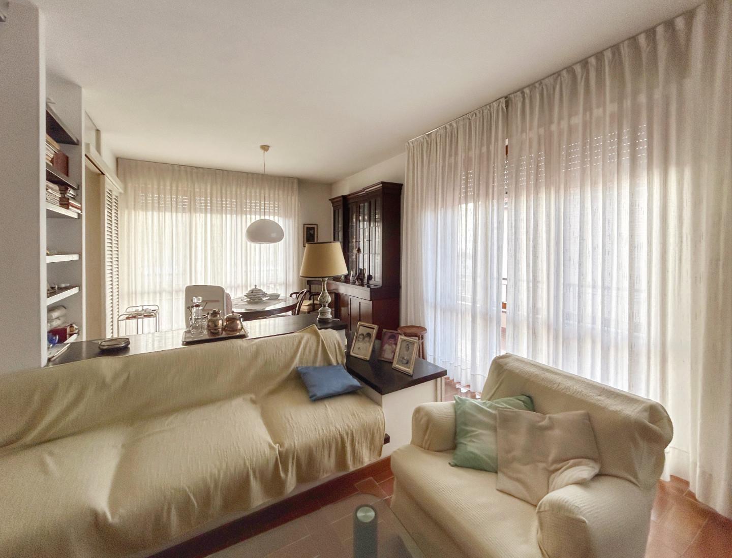 Immagine 7 di Appartamento in vendita  a Livorno