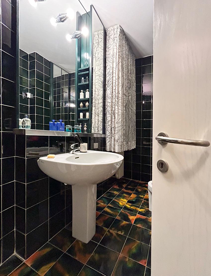 Immagine 21 di Appartamento in vendita  a Livorno