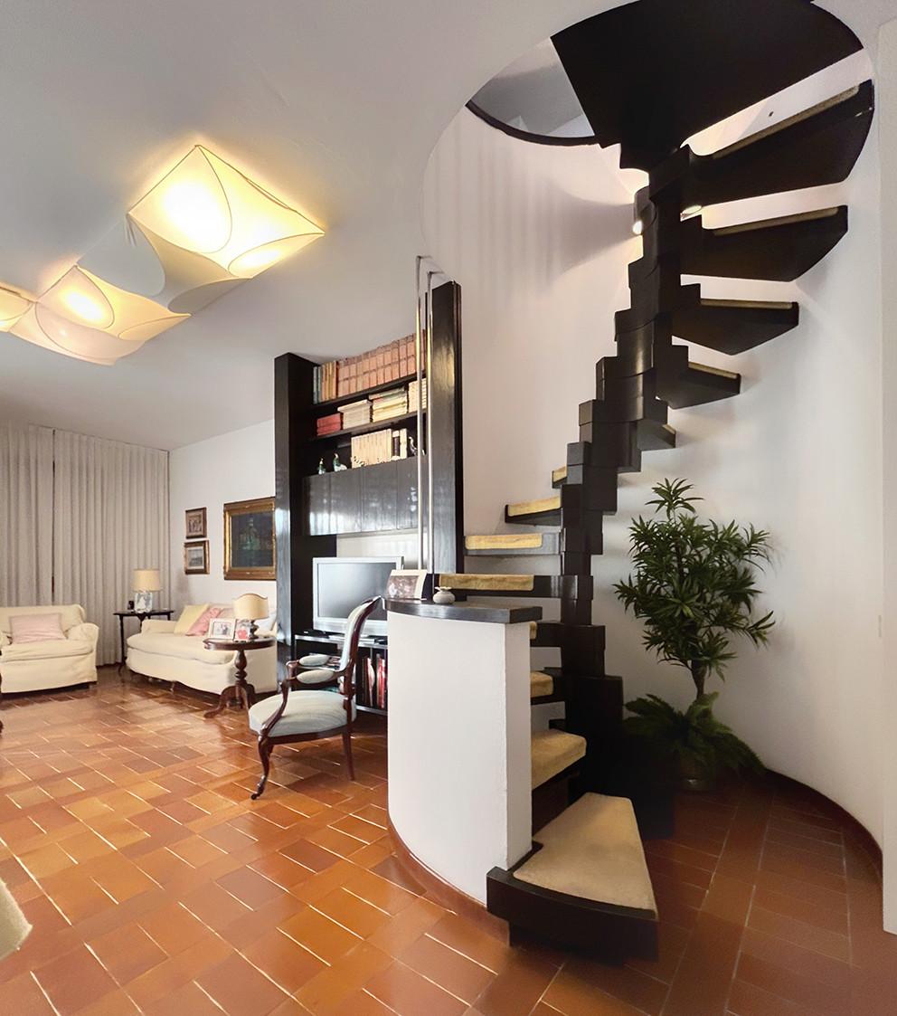 Immagine 24 di Appartamento in vendita  a Livorno