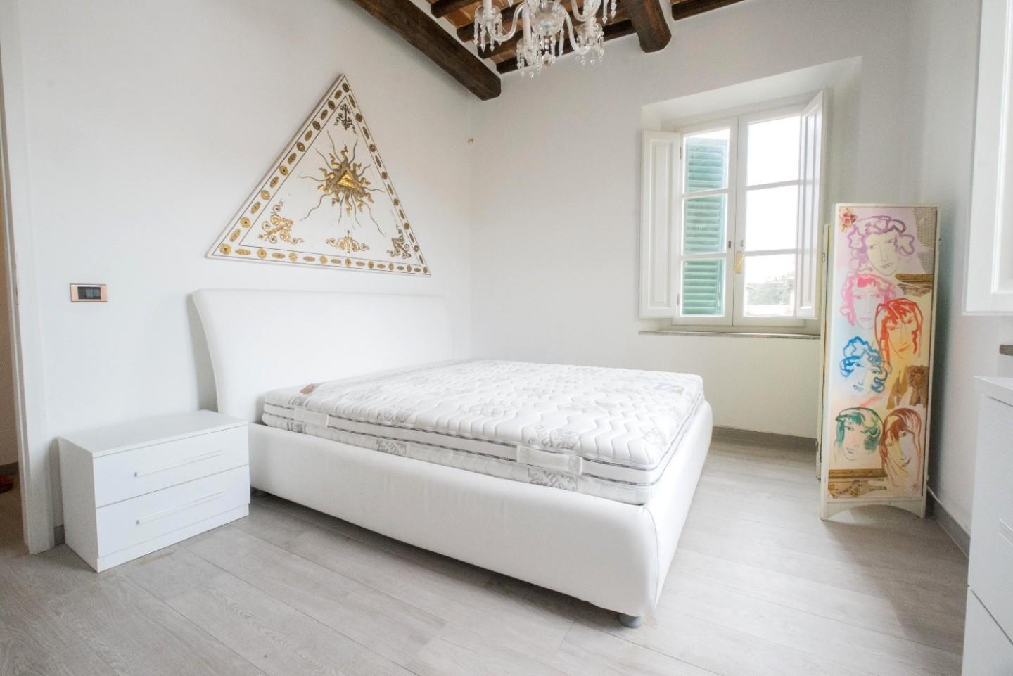 Immagine 22 di Villa in affitto  a Forte Dei Marmi