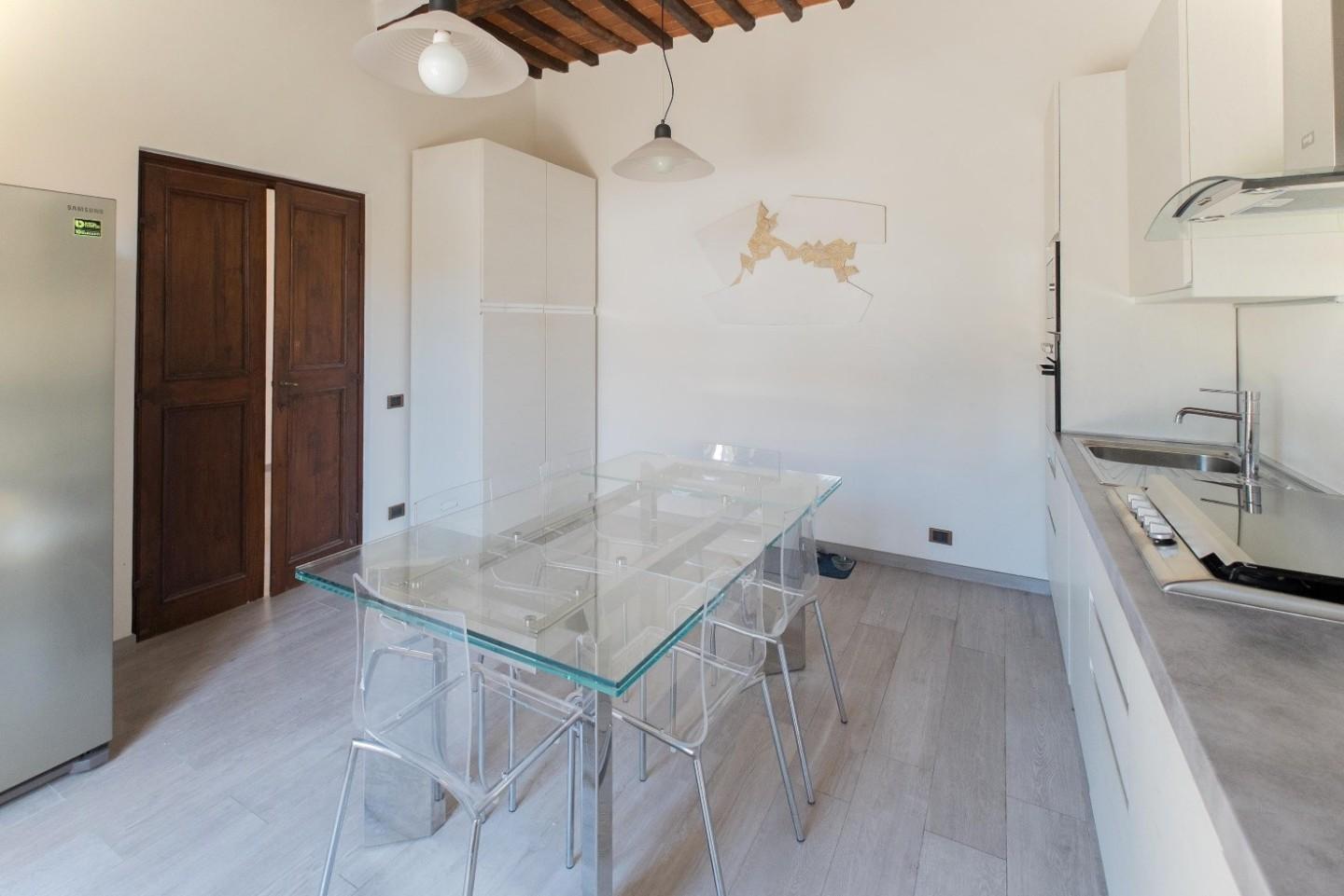 Immagine 12 di Villa in affitto  a Forte Dei Marmi