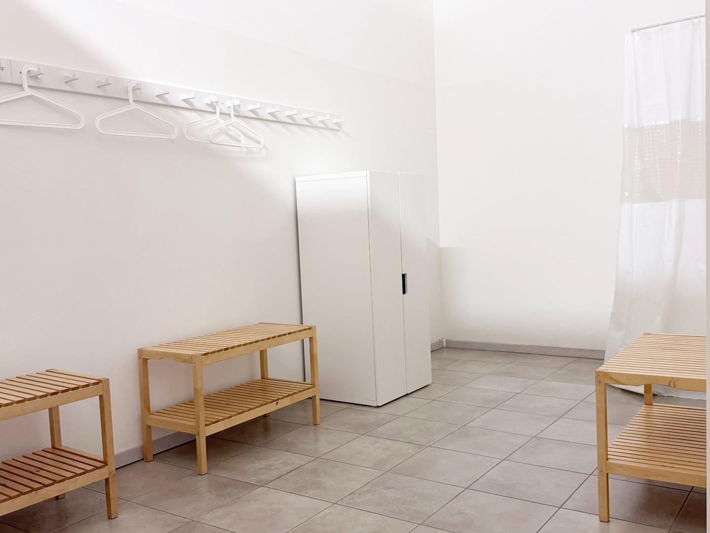 Immagine 12 di Locale commerciale in vendita  a Pontedera