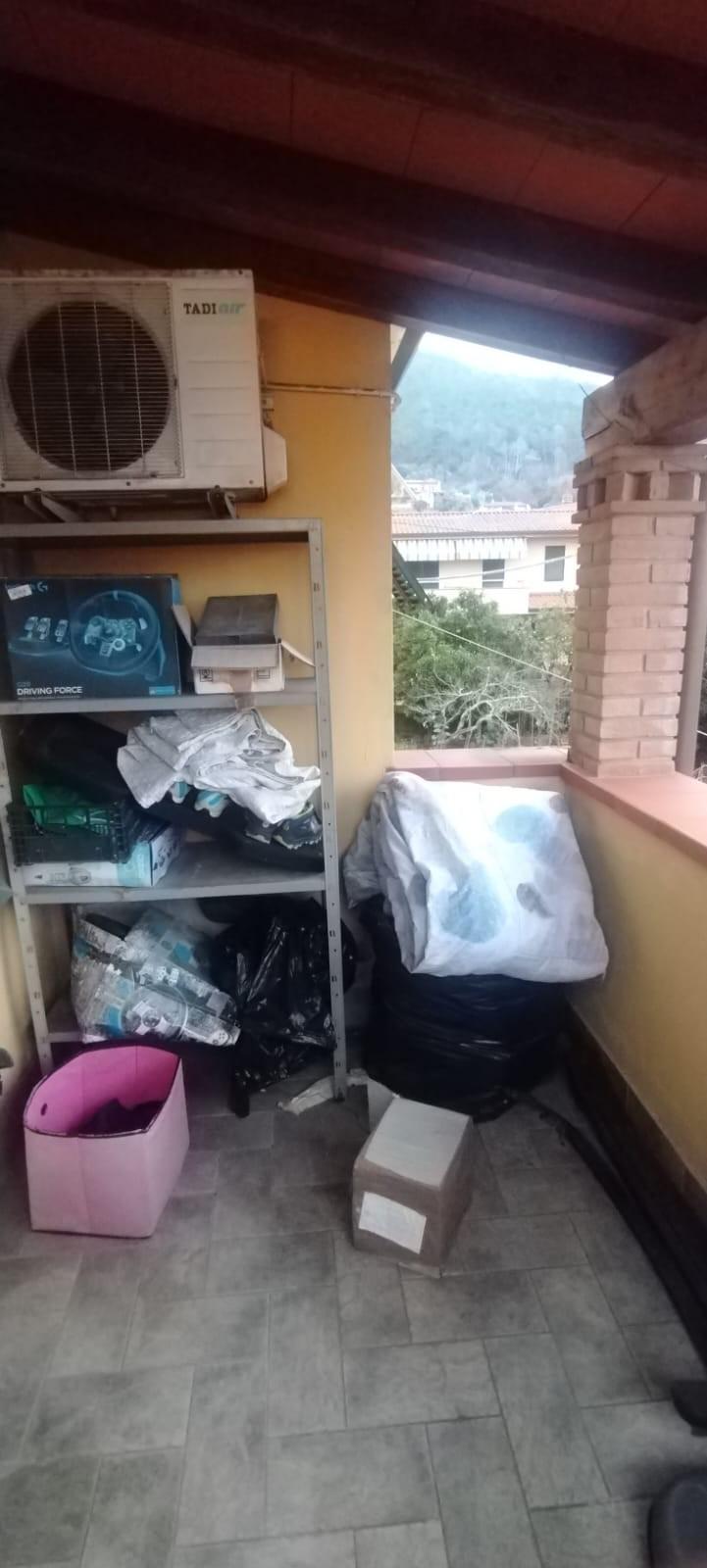 Immagine 16 di Terratetto in vendita  a Massa