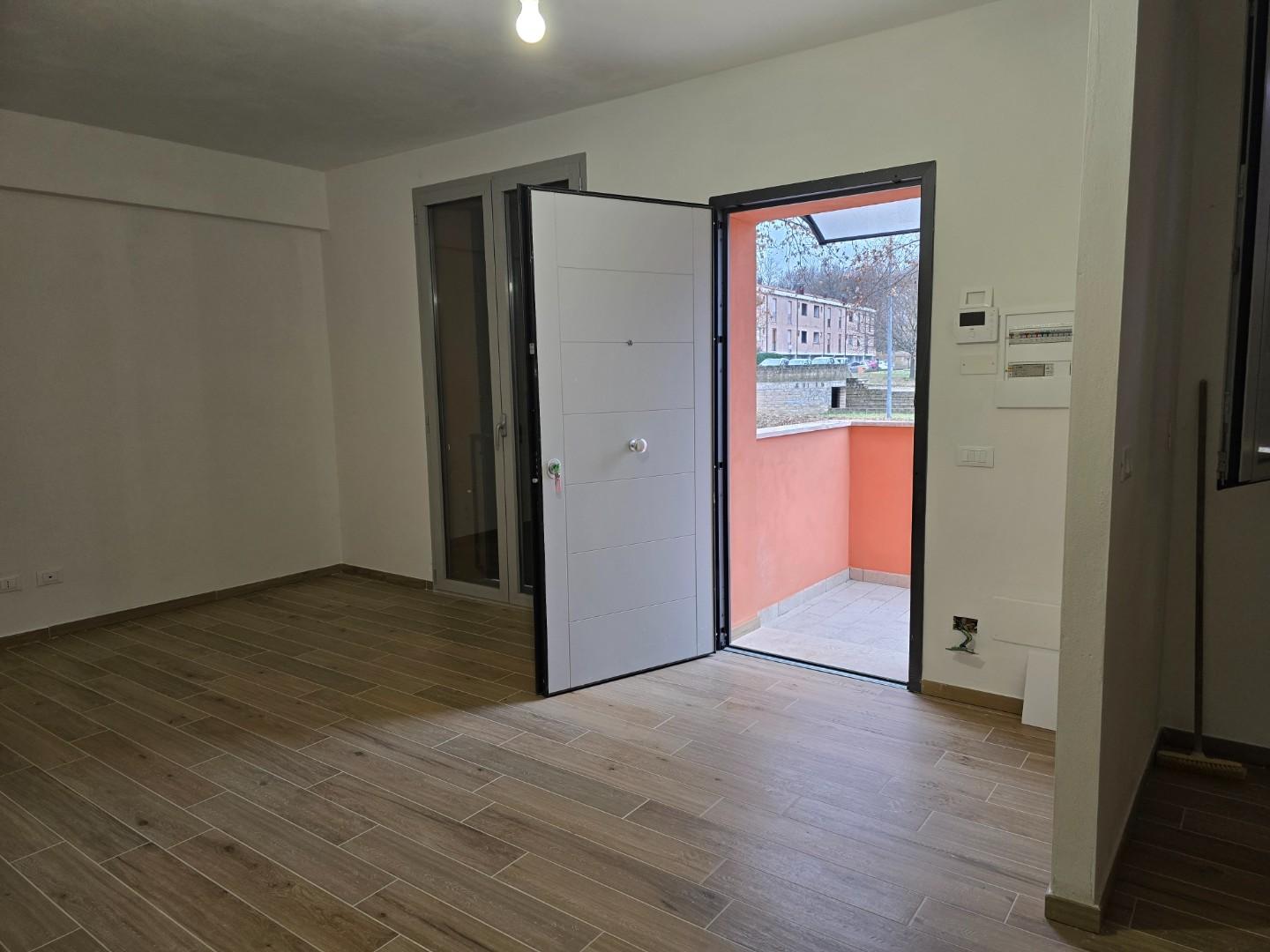 Immagine 12 di Appartamento in vendita  a Colle Di Val D'elsa