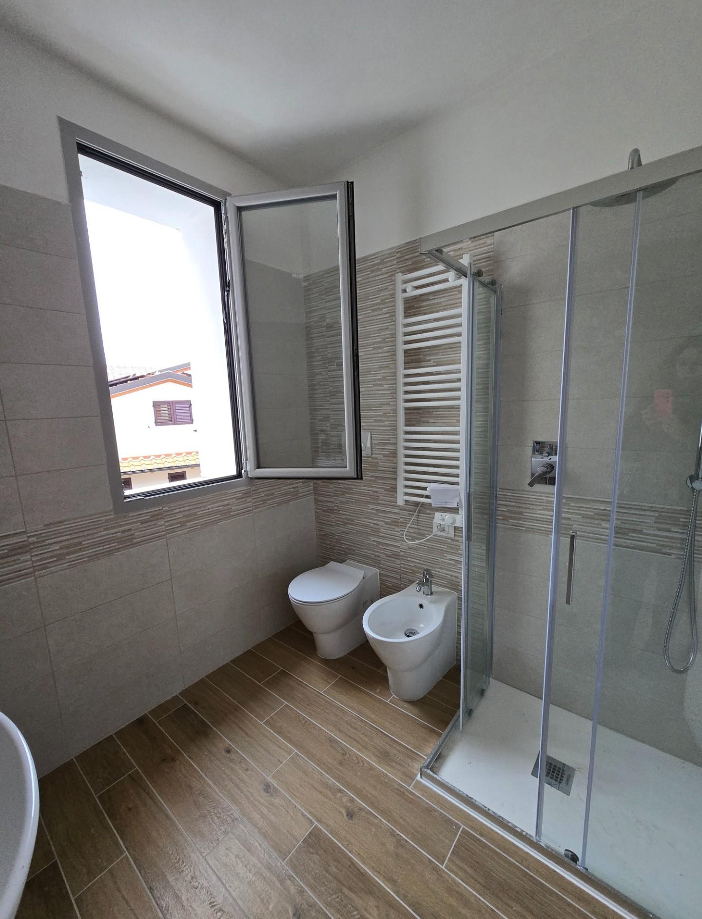 Immagine 9 di Appartamento in vendita  a Colle Di Val D'elsa